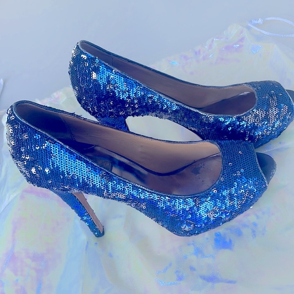 Badgley Mischka sequinned peep toe platform pump heels size 9. - Picture 2 of 10